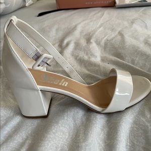 SHEIN white patent sandals size 7